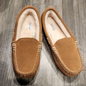 NWOT Project Cloud Women's Sz 10 Genuine Suede Uppers